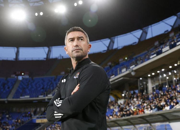 横滨水手主帅：祝贺艾因夺得亚冠 裁判的判罚让比赛崩盘