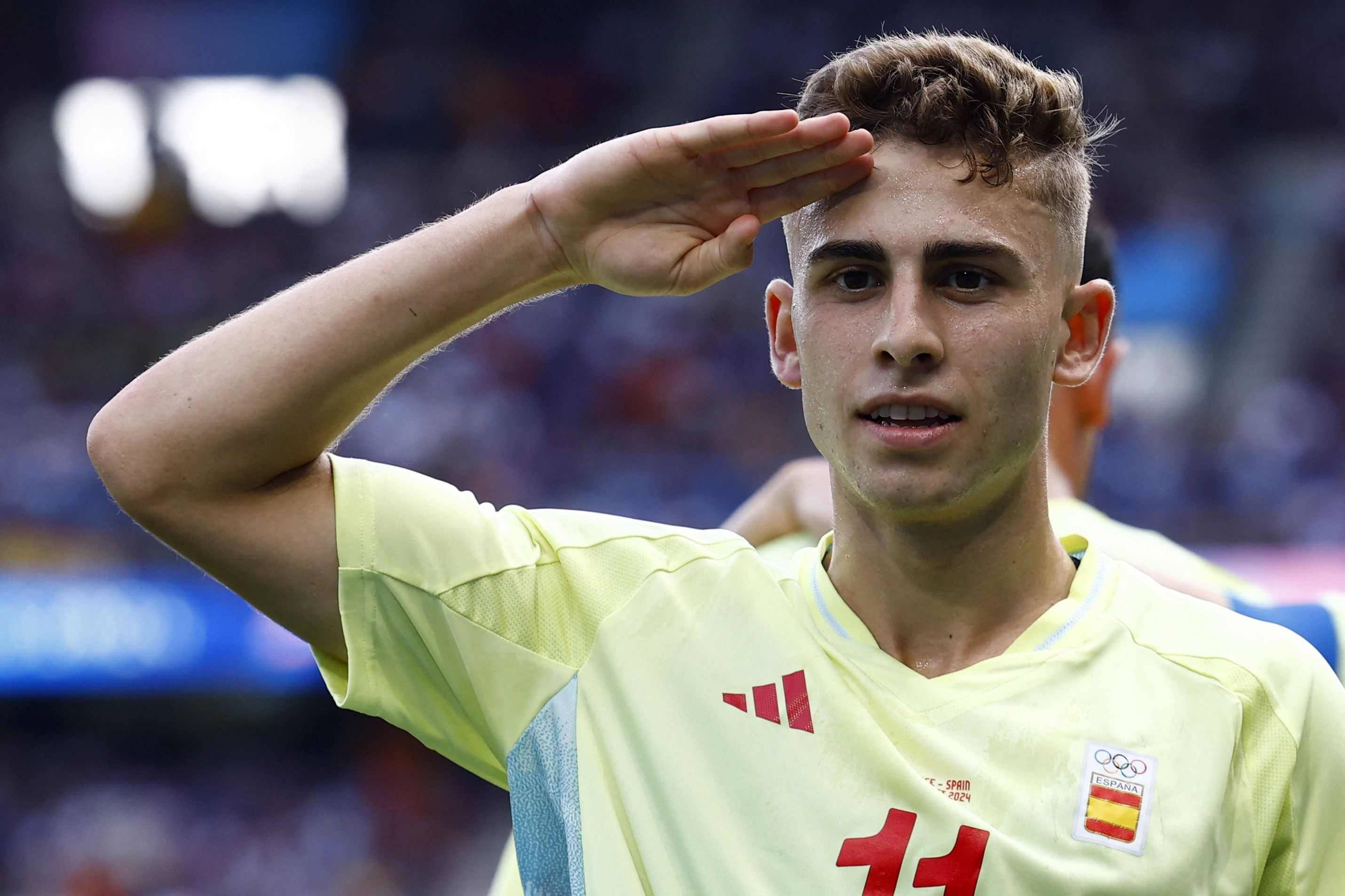 梅开二度助西班牙夺金！费尔明：我们值得这个冠军，感到自豪幸福