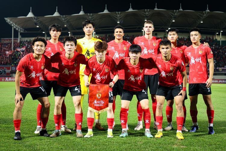 谁能冲超？广州队要面对广西、辽宁铁人，大连将战云南、重庆