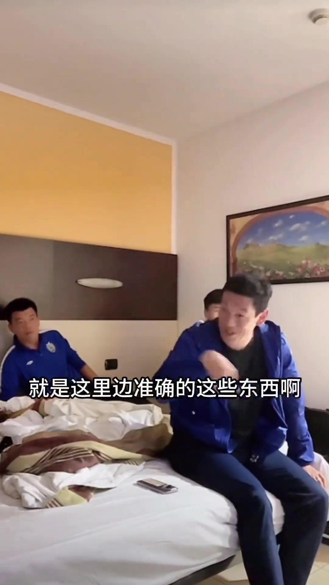 翻译：卡纳瓦罗当年想要的归化球员是塔利斯卡 特谢拉 格德斯