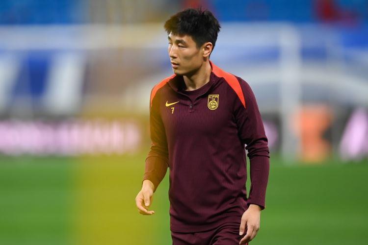 董路评武磊风波：堂堂国家队相关人士，不应该向公众说明下情况吗