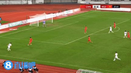 半场-U19国足半场11脚射门无果0-1落后吉尔吉斯斯坦 贺一然乌龙