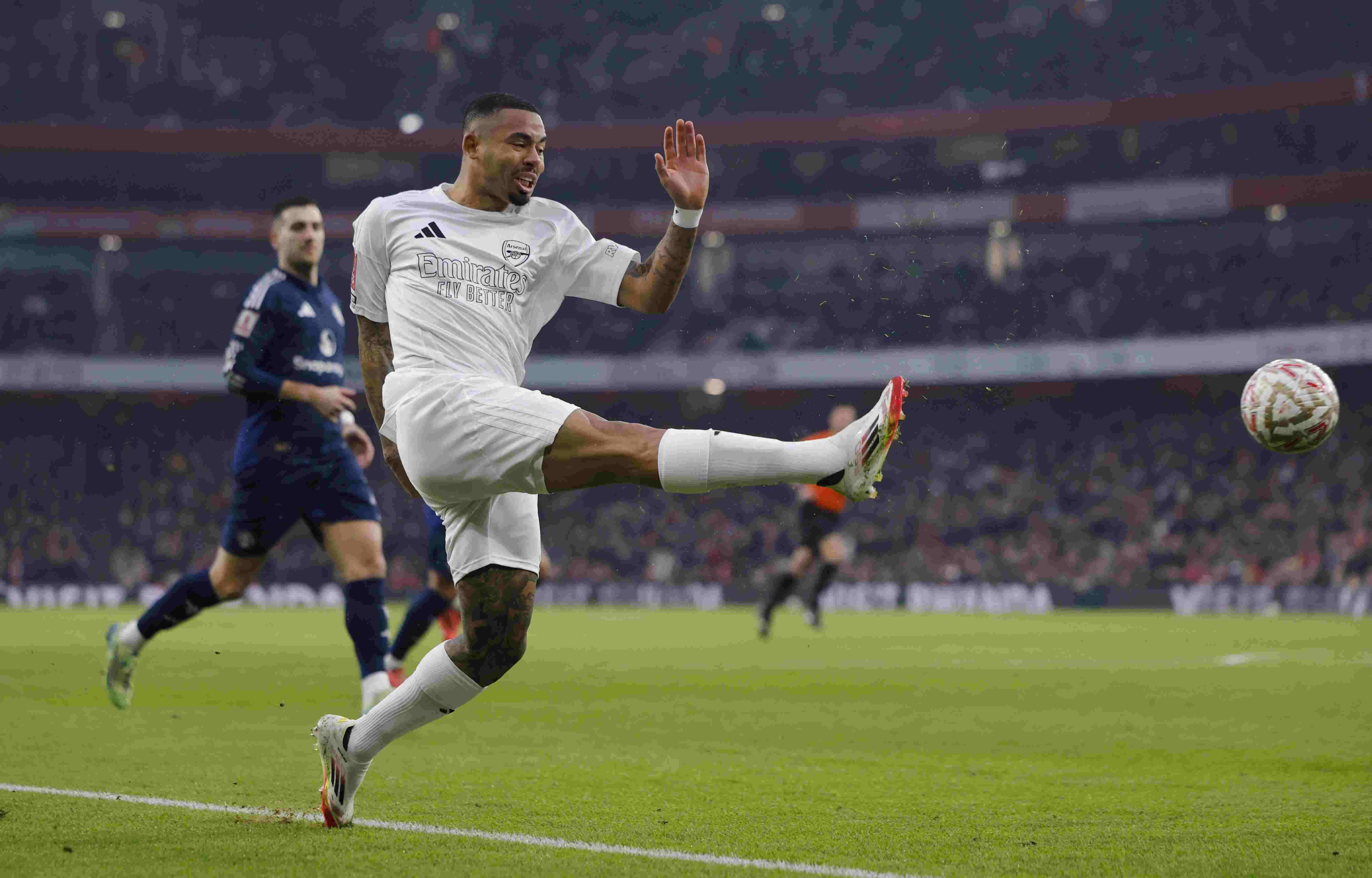 生涯难了？27岁热苏斯双膝先后大伤，26万镑周薪合同还有2年