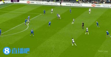 热刺1-0领先！理查利森头球抢点破门，并做出“吸奶嘴”庆祝动作