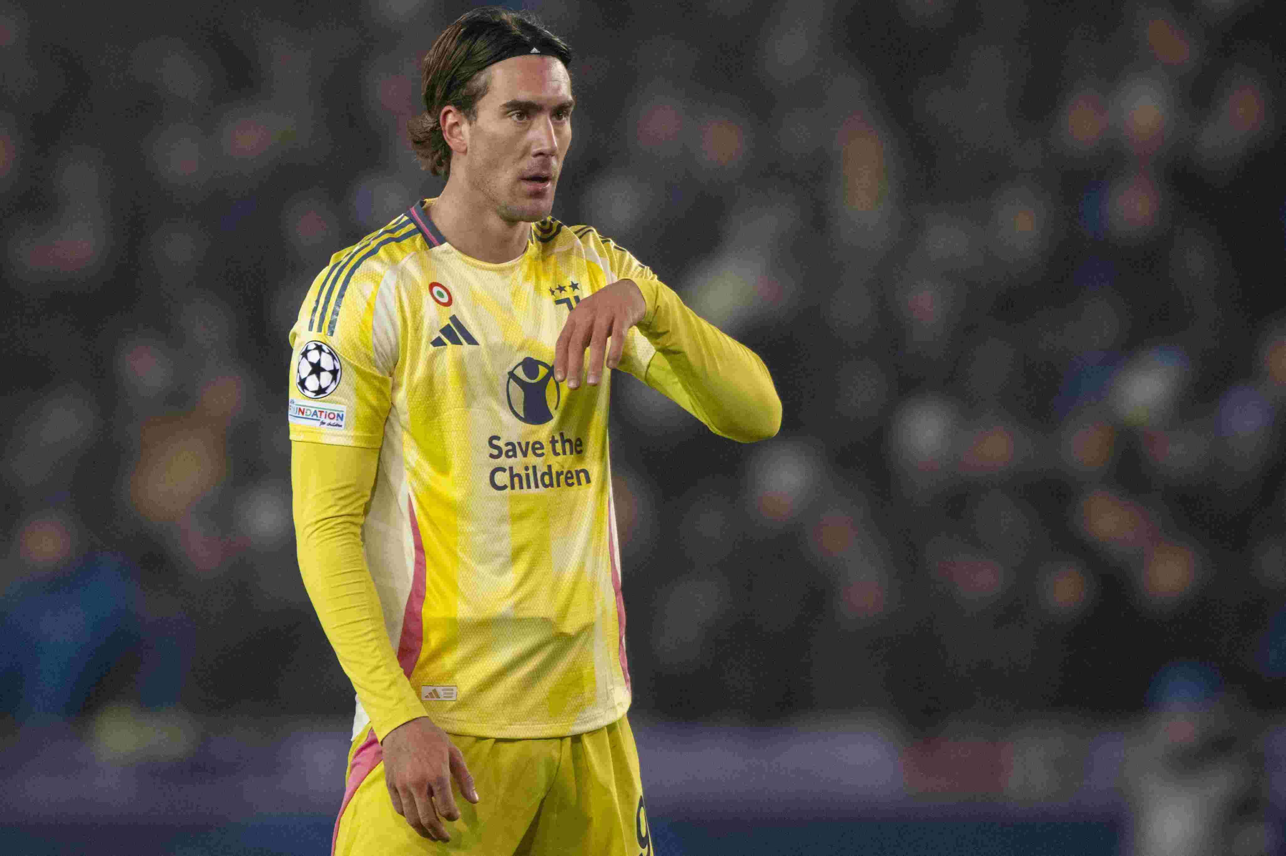 还能抢救吗25岁弗拉霍维奇8场1球遭弃用，1200万年薪断层领跑