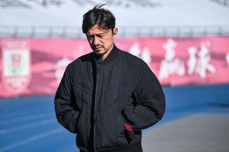 同样没赢球！三镇主帅马丁斯下课，压力给到了谢晖和李霄鹏