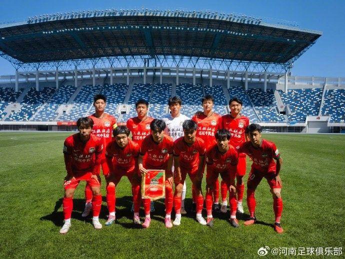 U21联赛小组赛B组第2轮：河南2-1石家庄功夫 侯佳皓独中两元