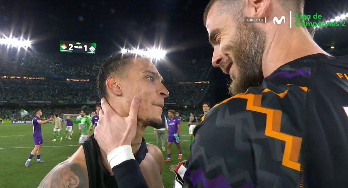 这球服了！安东尼精彩世界波，德赫亚望球兴叹&赛后亲切捏脸