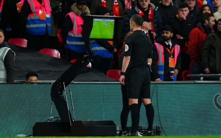 电讯报：英超裁判公司年预算3300万镑，3年内累计亏损达340万镑