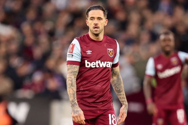 镜报：雷克瑟姆有意签有英超经验的球员，关注丹尼-英斯等目标