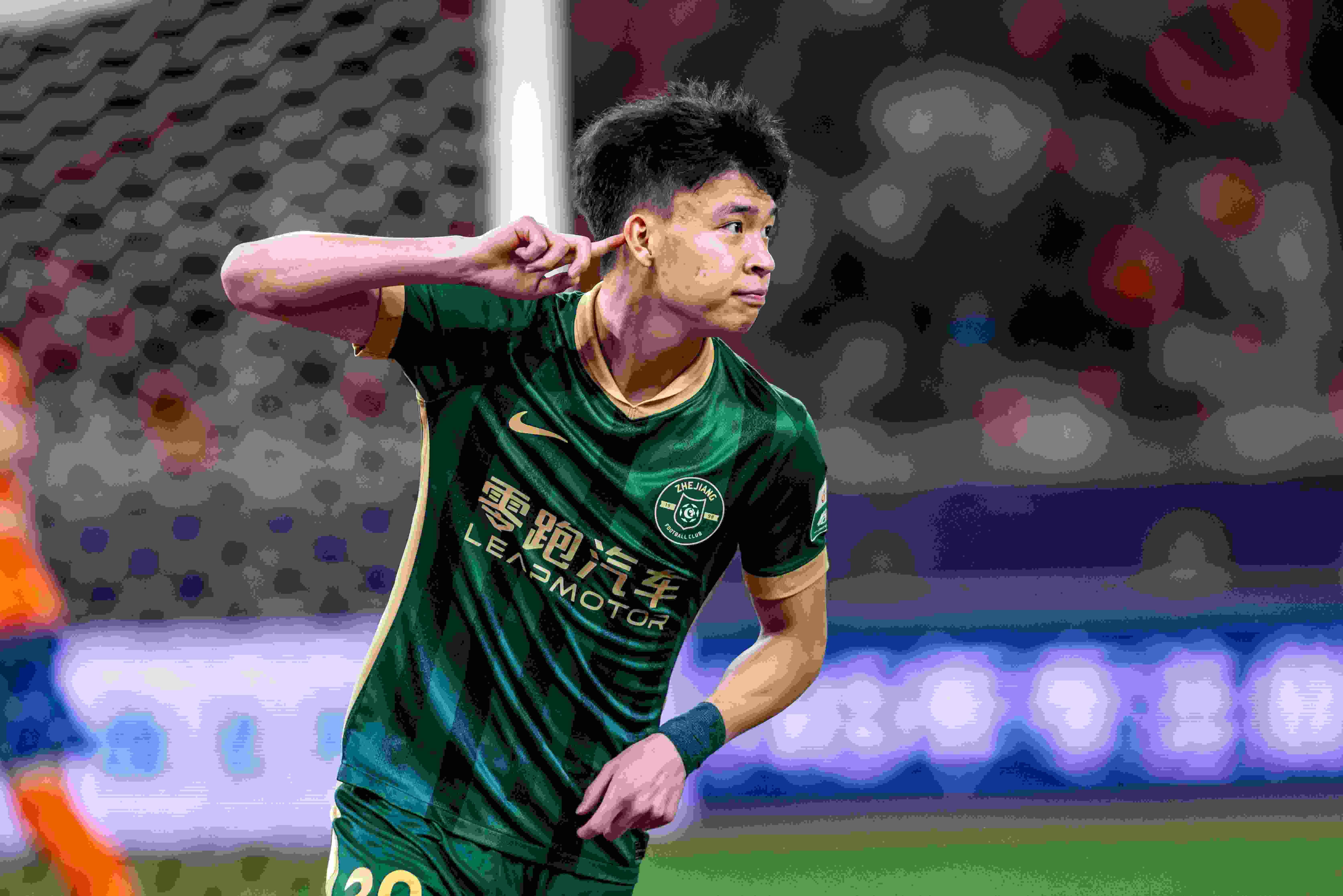 最擅长左边锋！伊万和卡内达都曾将王钰栋用于错误的位置