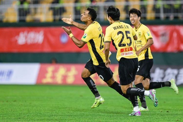 足球报：为让中甲队更好准备足协杯，第13轮两场比赛将延期至8月