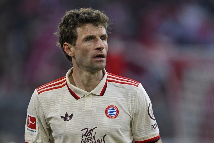 洛杉矶FC主帅：穆勒若加盟会带他打高尔夫 穆勒知道如何夺冠