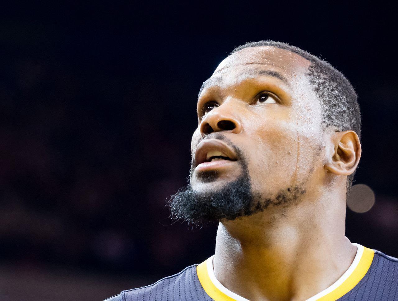 成为俱乐部小股东！巴黎官方：NBA球星杜兰特和母公司QSI签署协议