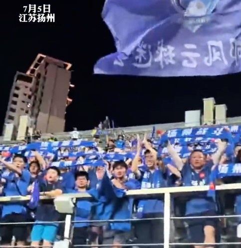 27063人现场观赛扬州vs无锡，创扬州体育赛事的上座率新高