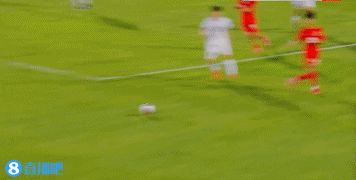 U16国足下半场多次错失良机！近距离射门被扑，包抄射门被封堵