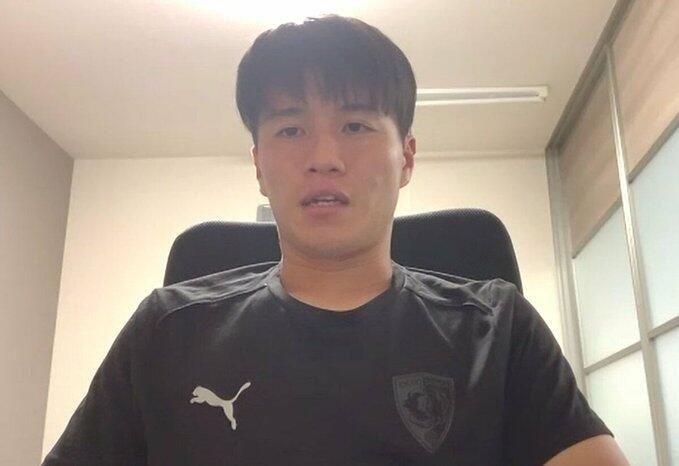 记者：日本国脚中场川崎飒太即将加盟美因茨，租借 选择买断