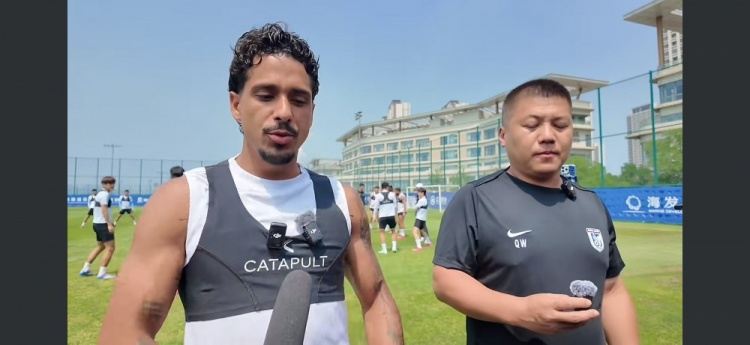 大连英博新援佩尼亚：我现在是百分百状态，能很好地帮助球队