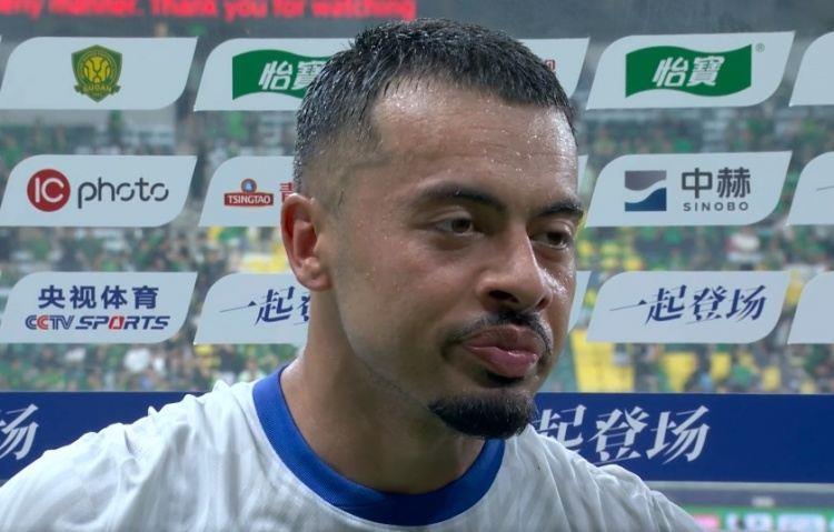 李可：我们距离冠军的路还很长，祝北京队接下来的比赛一切顺利