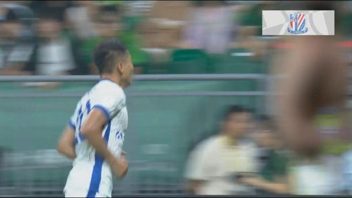 替补的神！于汉超本赛季总出场时间206分钟，打入6球 1助攻！