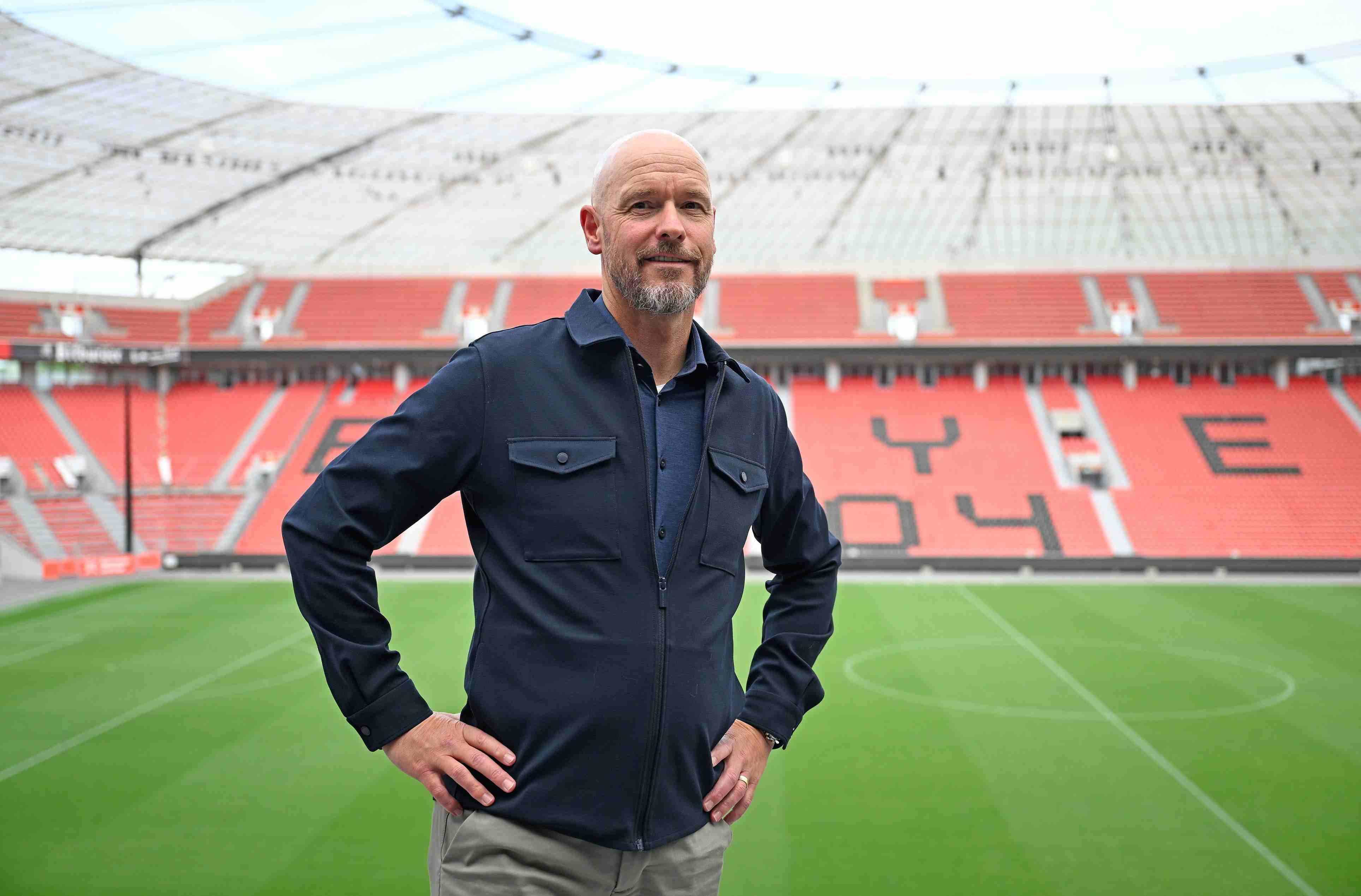 滕哈赫专访：勒沃库森需要更多引援，要经历转型阵痛