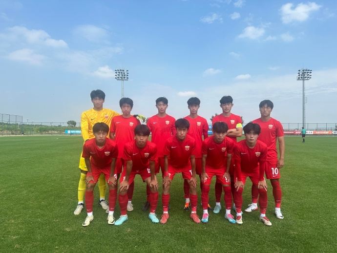 中青赛第3轮：上海海港U19队2比0青岛红狮U19队 赵心瑞传射建功