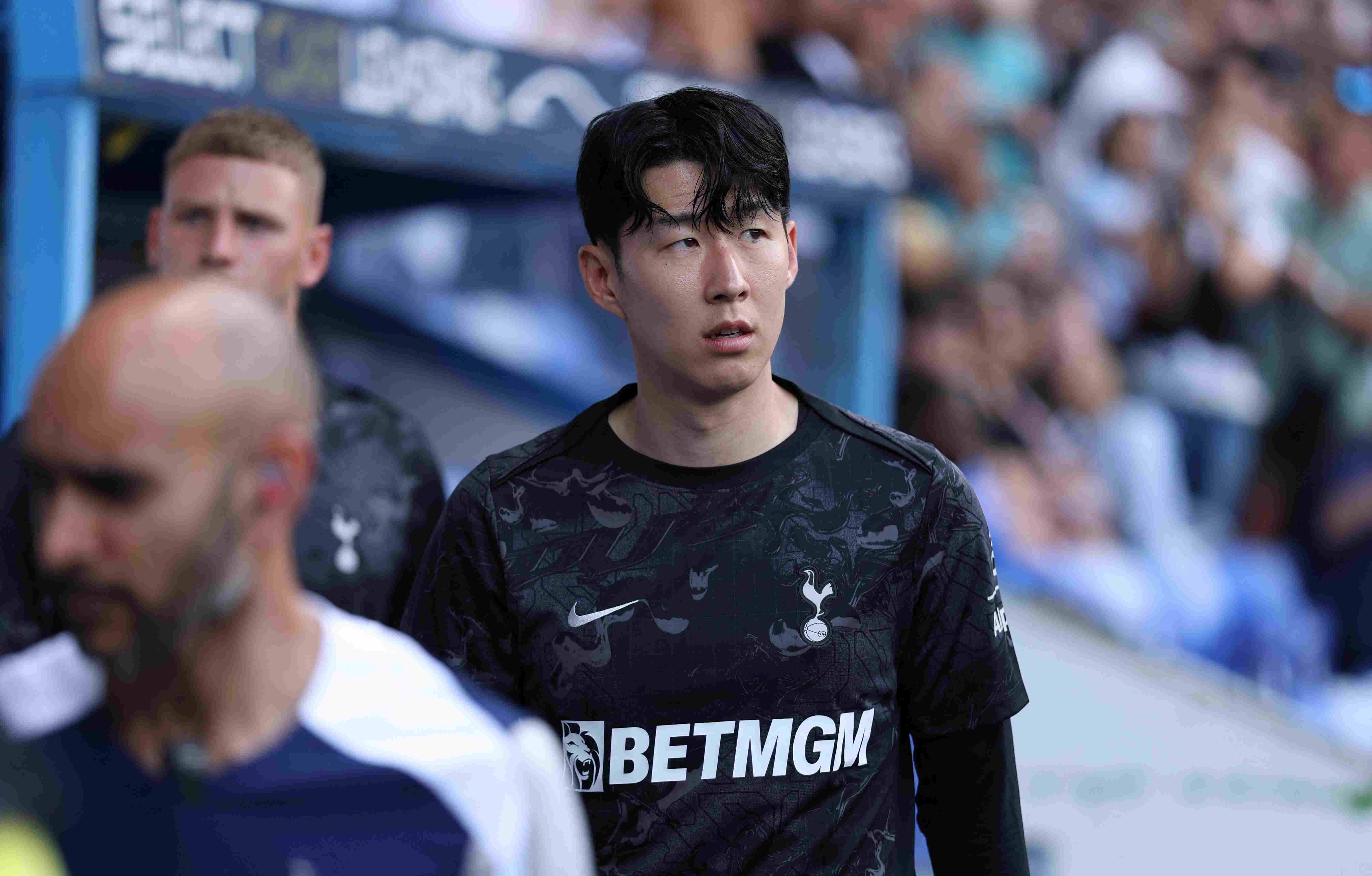 英媒：孙兴慜和本-戴维斯是否留队存疑，两人将在近期作出决定