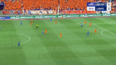 申花4-4扳平玉昆！路易斯被撞倒&VAR介入判点 路易斯亲自主罚命中