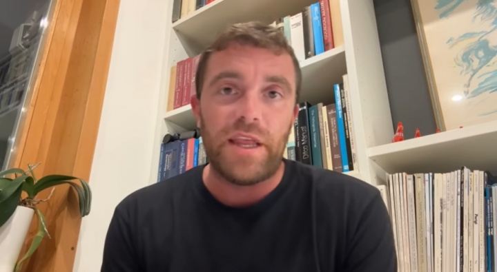 曼联有意费尔明？罗马诺：费尔明没想离队，巴萨也不打算出售他