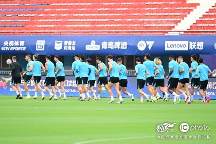 全情投入，期待明天展现最佳状态  深圳新鹏城完成赛前官训