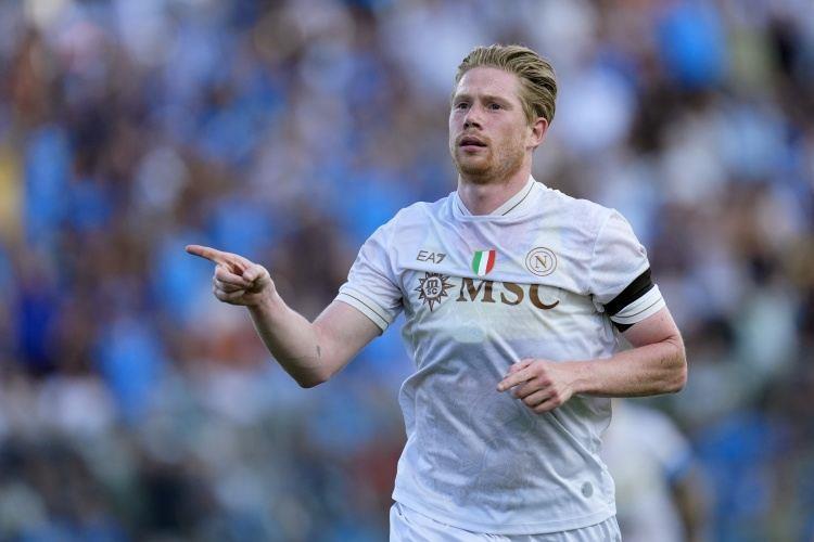 波利塔诺：德布劳内是一位非凡的球员，他是绝对的冠军级选手