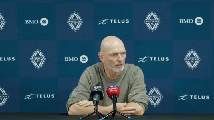 温哥华白浪主帅：穆勒的足球智商很高，如果一切顺利他很快首发