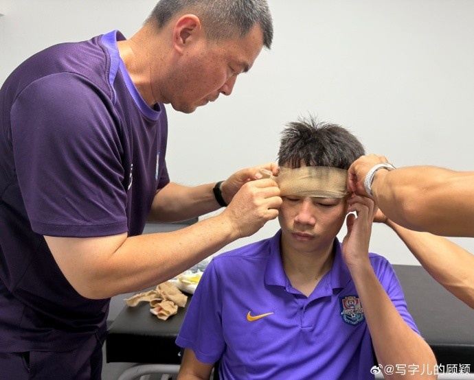 记者：津门虎就米特里策肘击杨帆、浙江队进球前是否犯规提出申诉