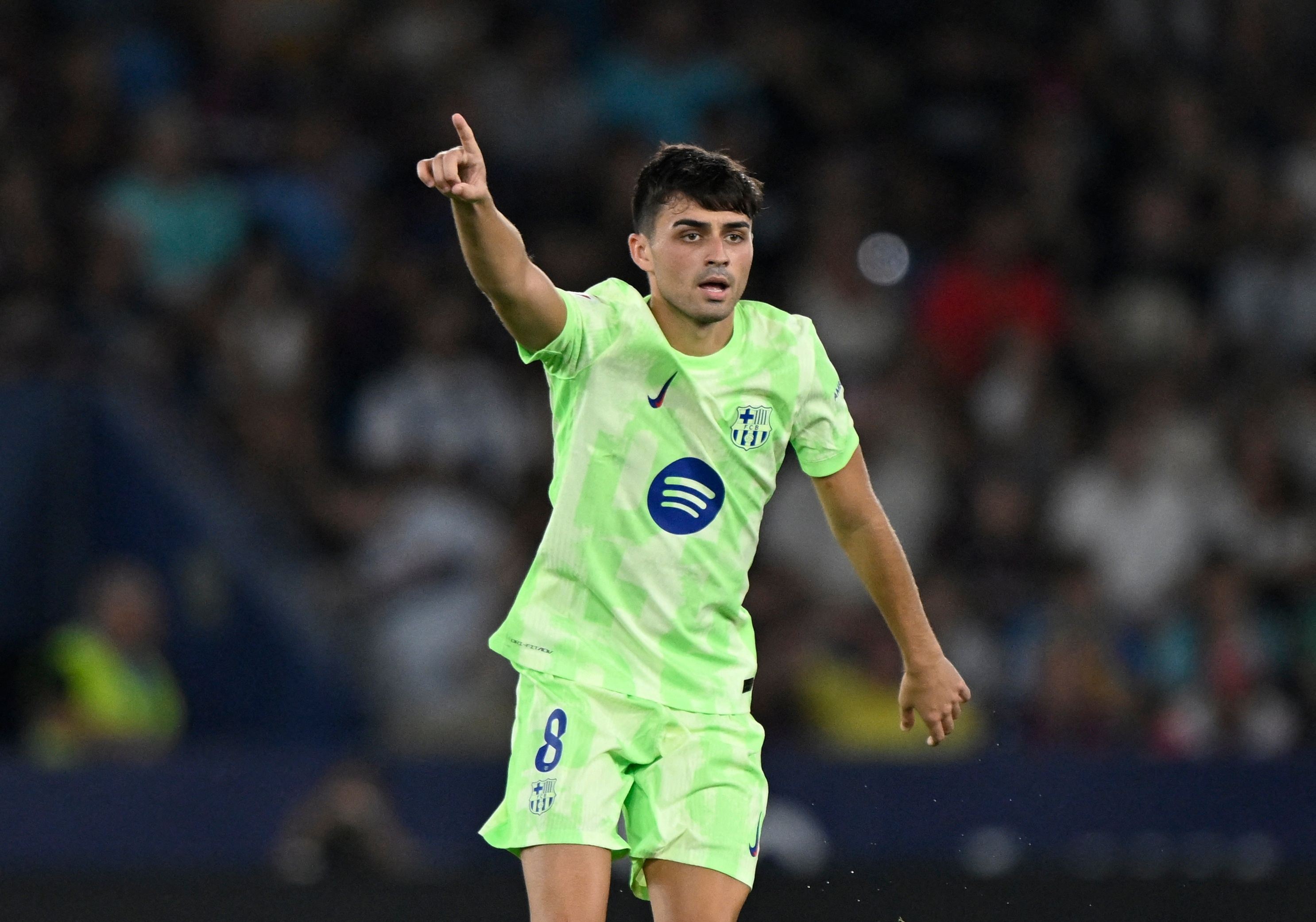 1.4亿低调大师22岁佩德里世界波带队逆转，触球144次密密麻麻