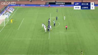 开场闪击失败！阿苏埃2分钟破门建功被吹手球在先，进球无效