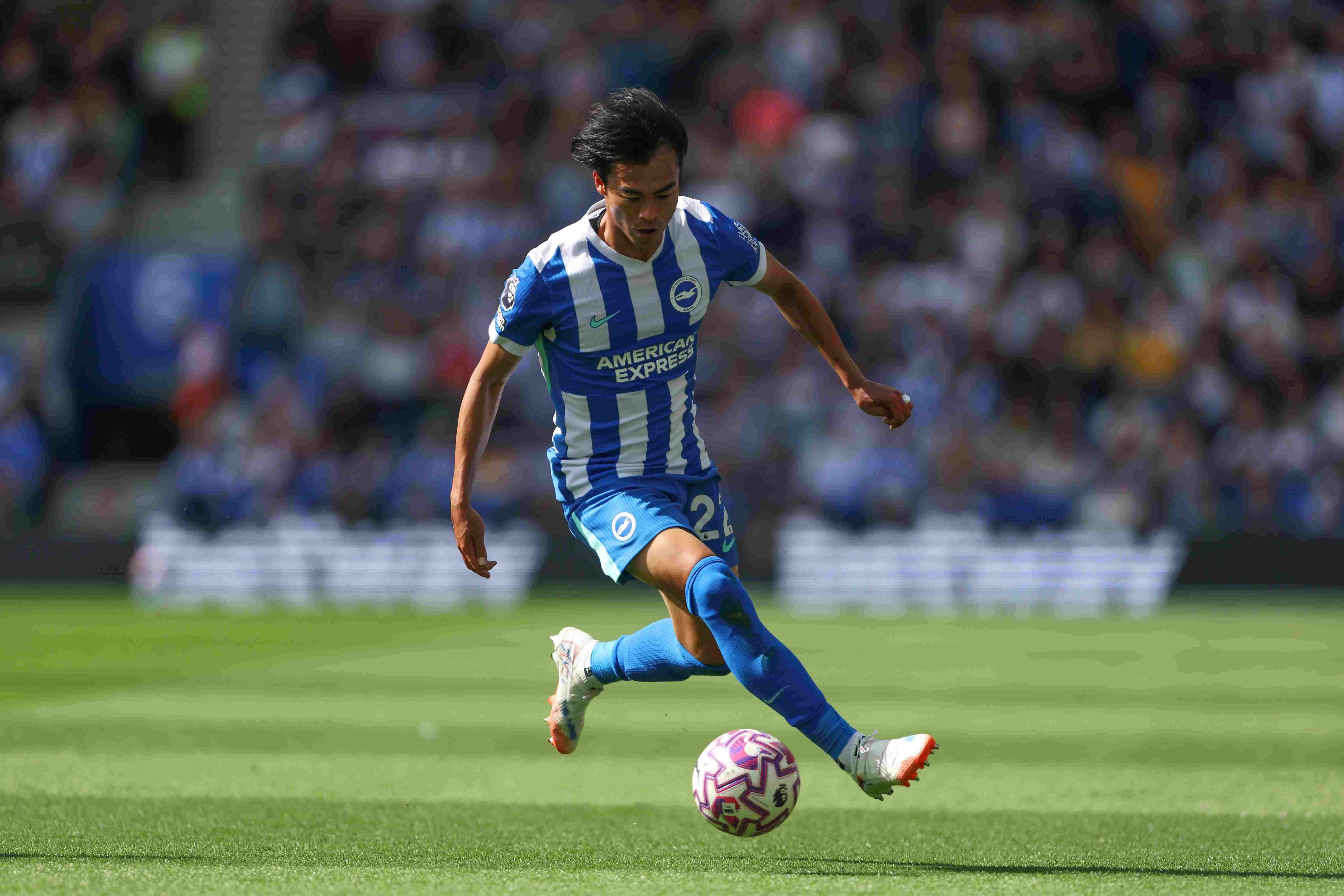 亚洲第一身价！28岁三笘薰助攻绝杀曼城 拼到抽筋，海鸥3赛季主力