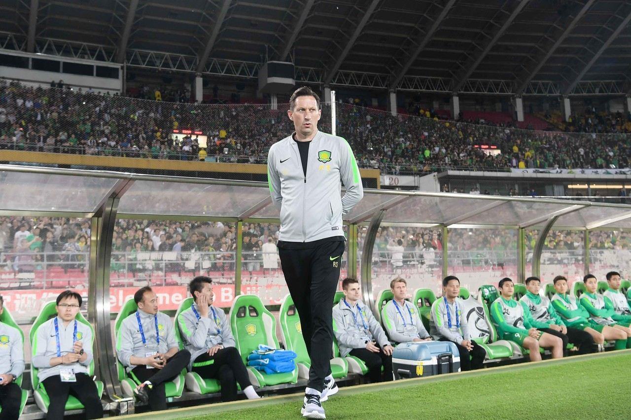 编剧汪海林：国足怕吃苦不去逼抢压迫 施密特执教擅长强化这一点