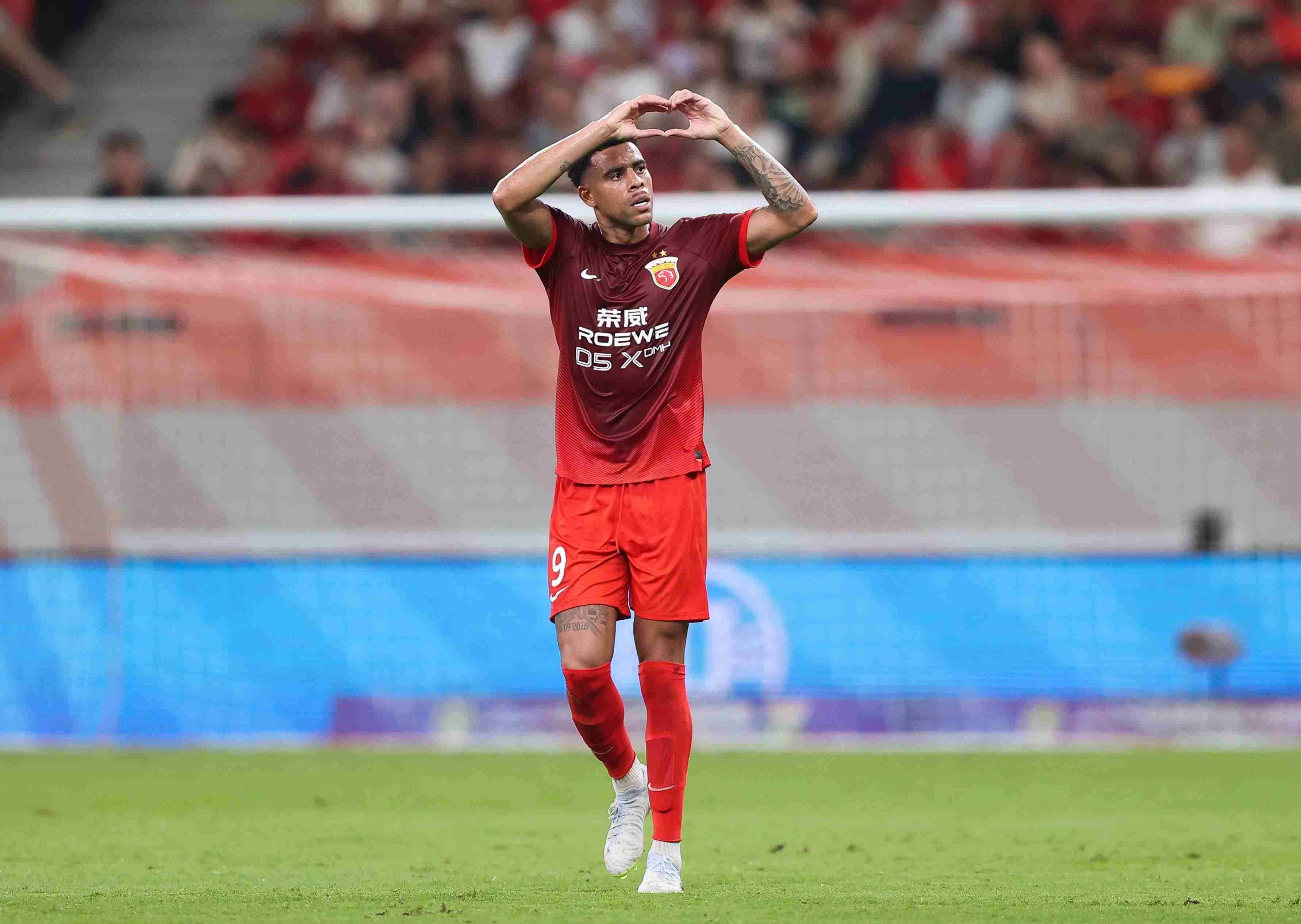 东体：海港的目标仍是亚冠出线，古斯塔沃劲头十足