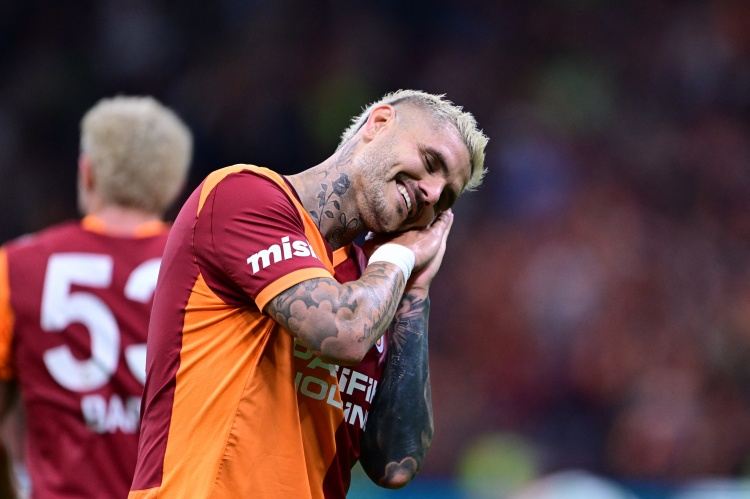 曾是亿元神锋伊卡尔迪5轮4球，重伤9个月 与旺达离婚完美复出