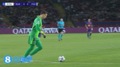 太难防！亚马尔边路一挑三爆破，“世一左”门德斯10秒内被过两次