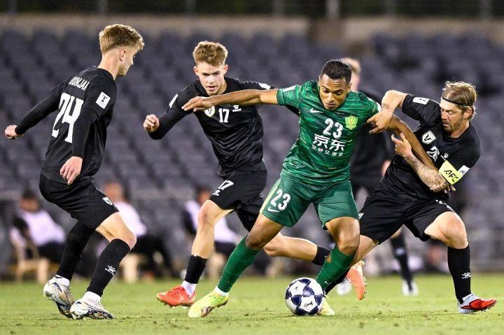 国安官方：面对澳超球队的身体对抗强度，球队明显不太适应