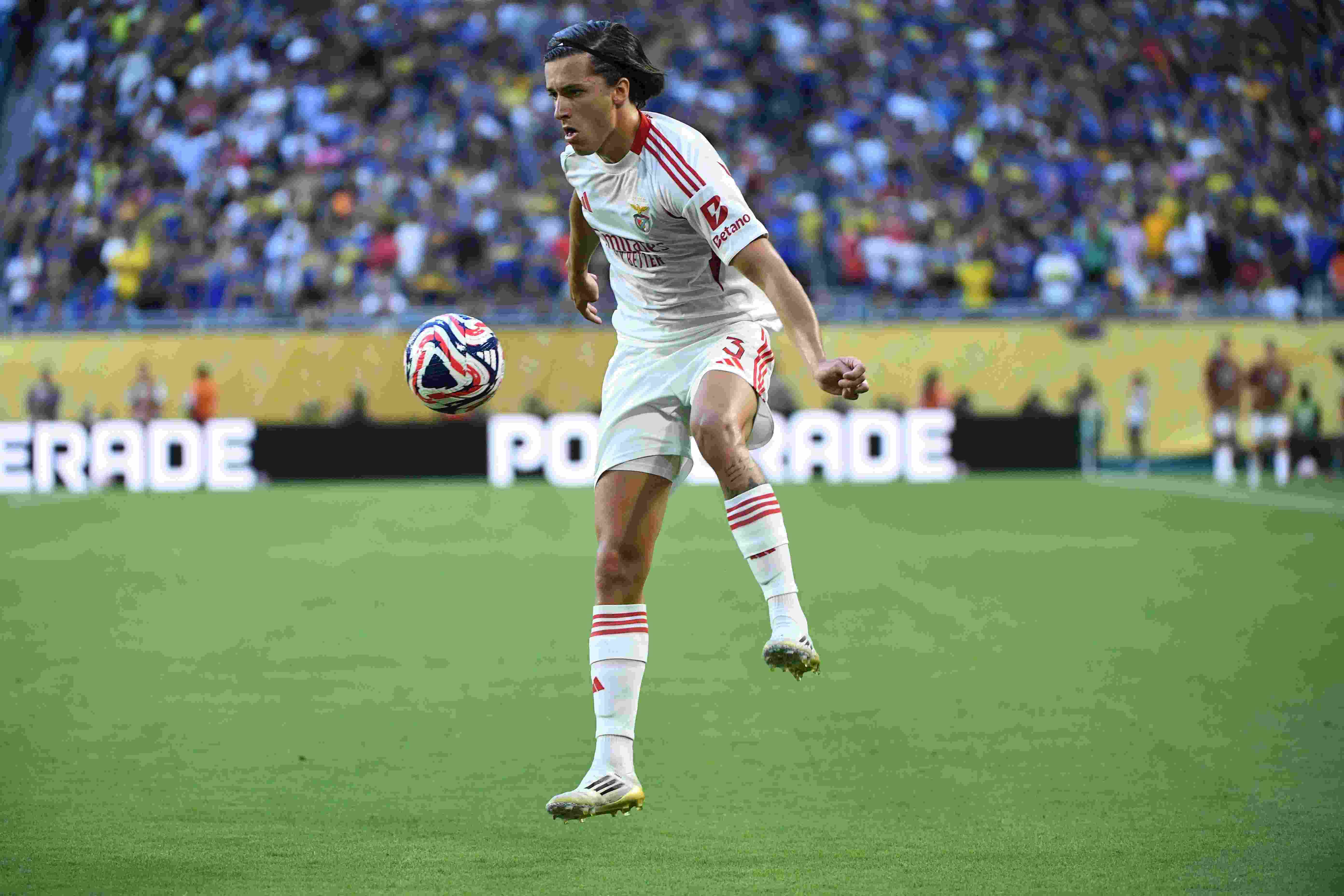 猛涨！22岁A费被本菲卡买断时身价700万，现5000万左边卫世界第3