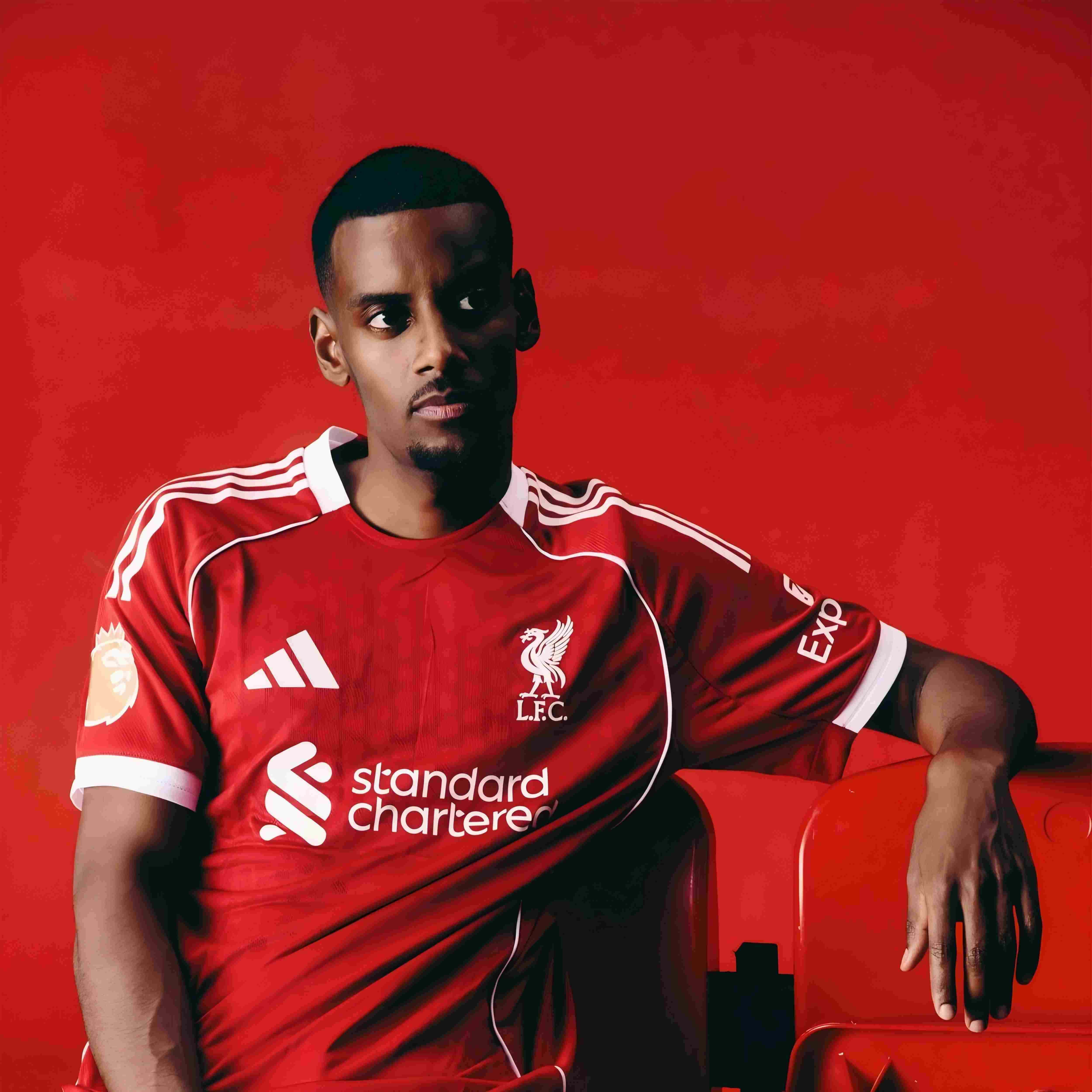 表现挣扎 拖累国家队，英媒：伊萨克罢训逼宫致困境效仿者应警示