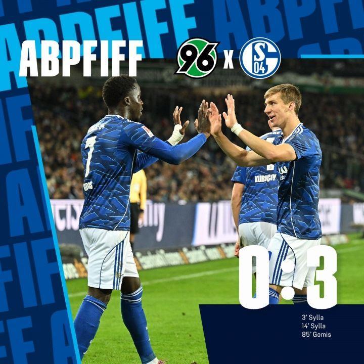 你也要回来了吗？沙尔克德乙4连胜差榜首1分，卡里乌斯9轮仅丢5球