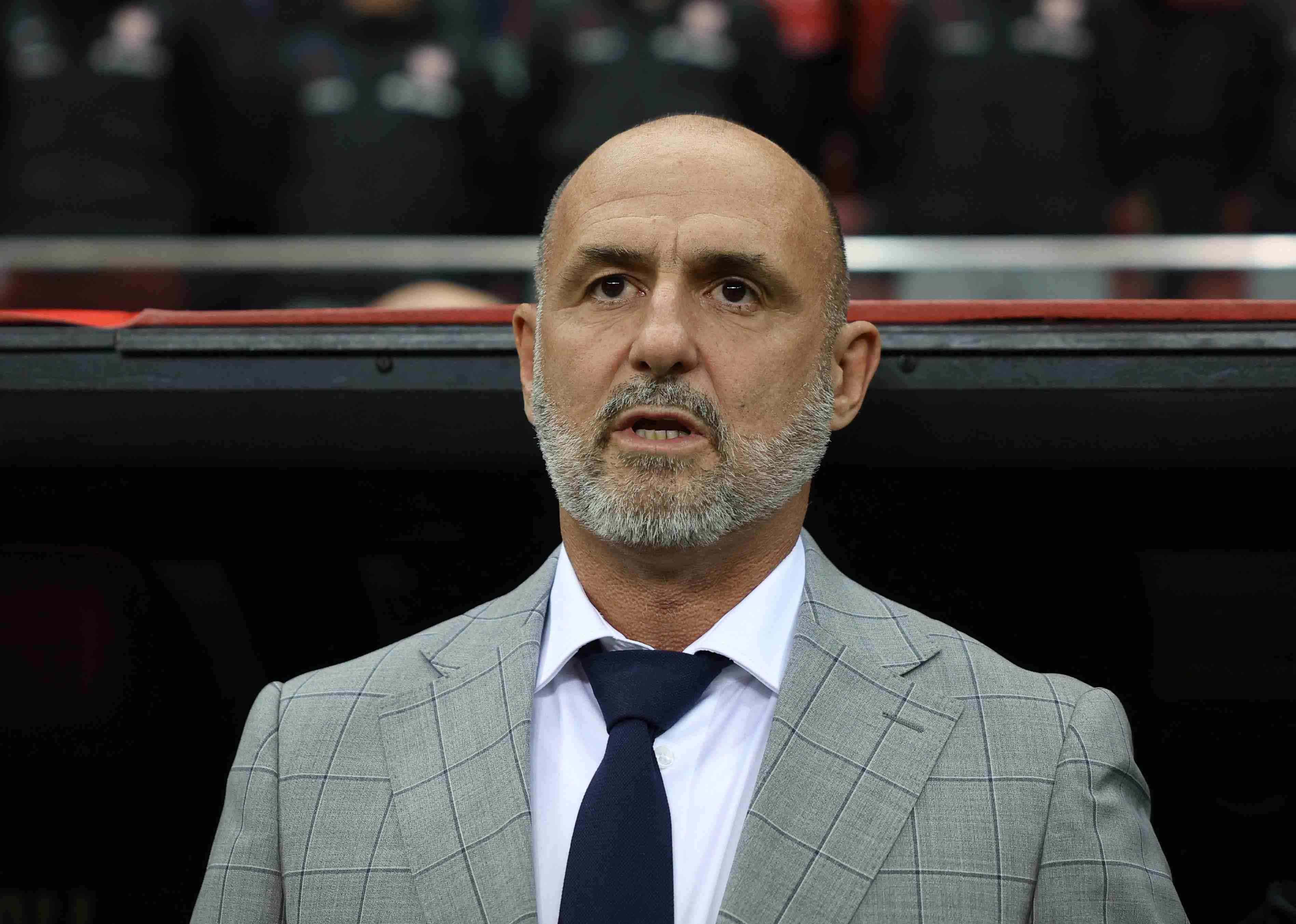 ：前波兰主帅普罗别日无缘执教国足，已接近执教哈萨克斯坦