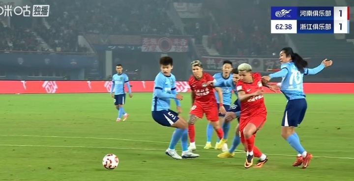 单场乌龙 送点！李提香拉倒卡多索送点，卡多索点射河南2-1浙江