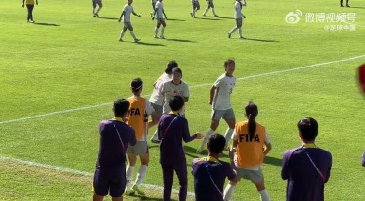 昂首出线,中国U-17女足4比0厄瓜多尔U-17女足