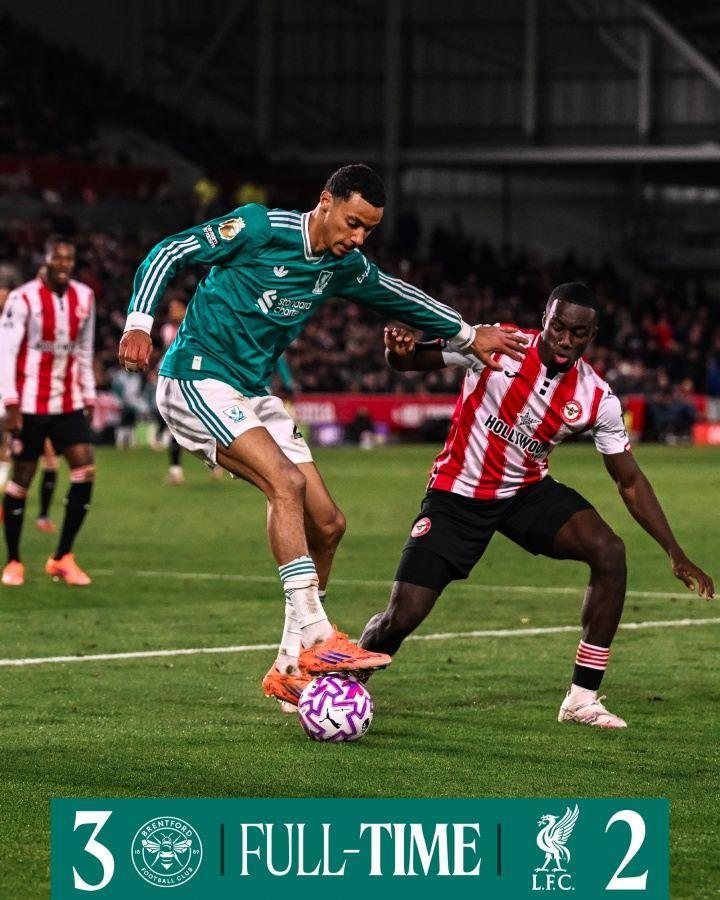 一泻千里！5轮时利物浦积15分5分领跑，9轮后还是15分被曼联反超