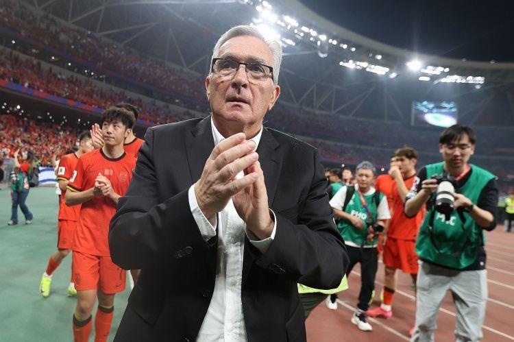 足球报：伊万把最令人失望的履历留给了国足，未做到知人善任