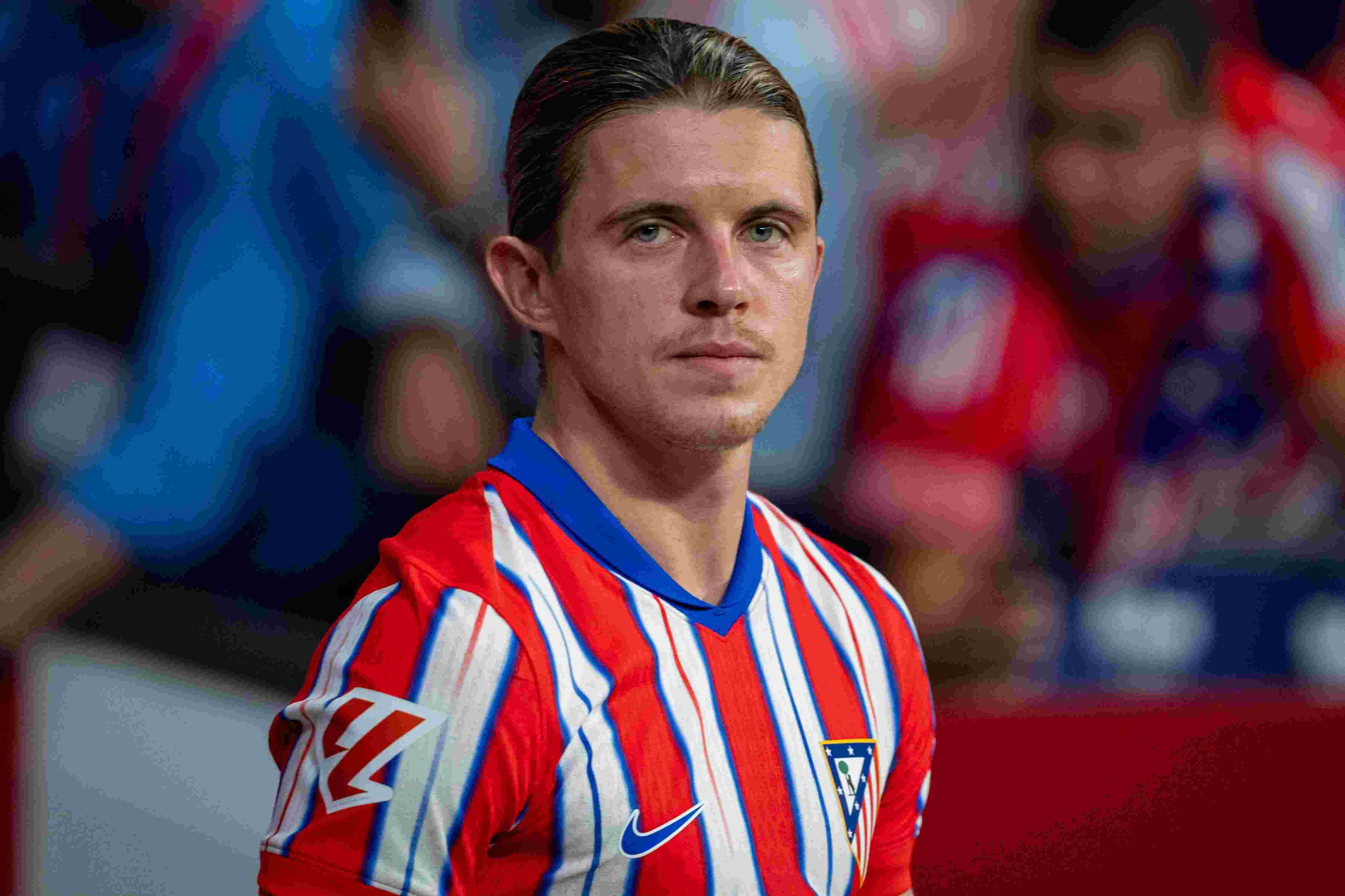 罗马诺:曼联想要引入一名中场球员,他们对加拉格尔感兴趣